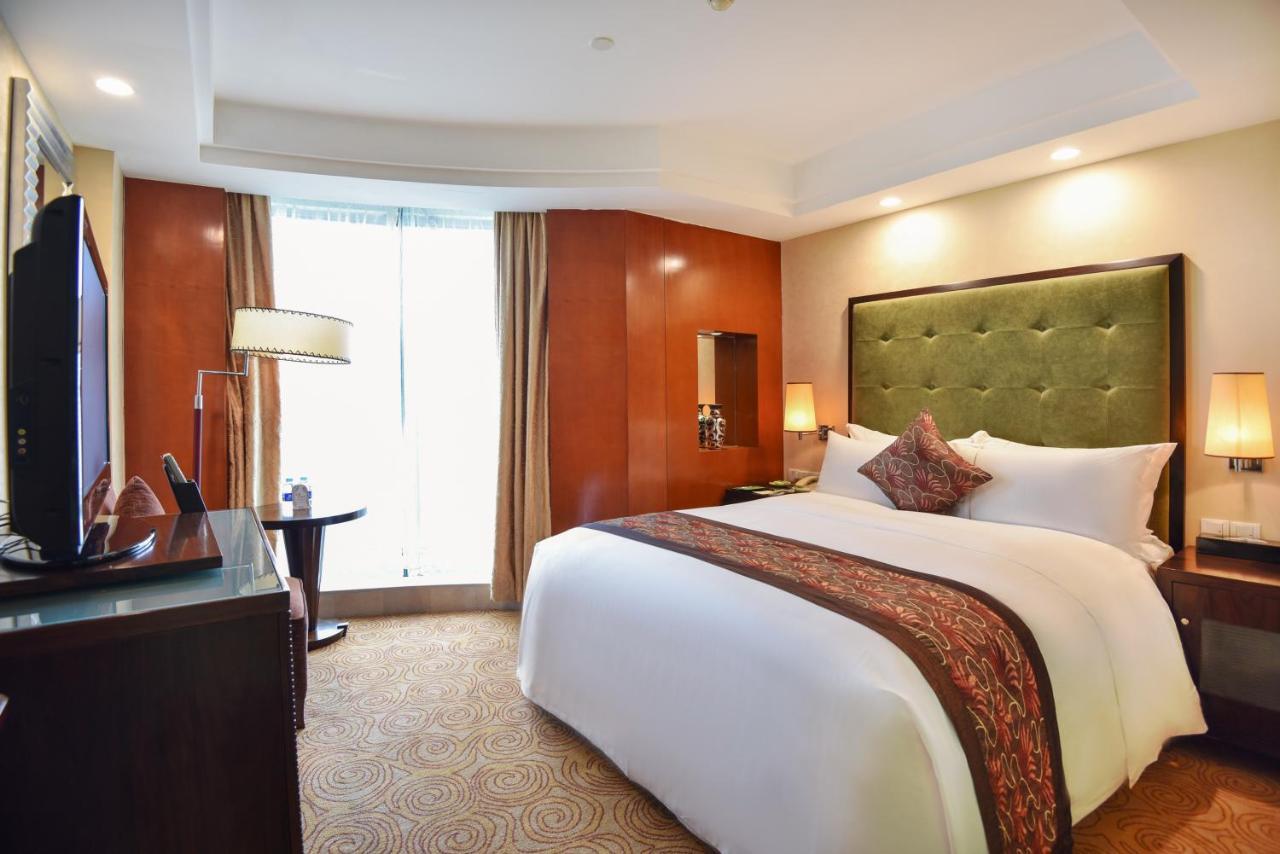 Guangxi Wharton International Hotel Nanning Exterior foto