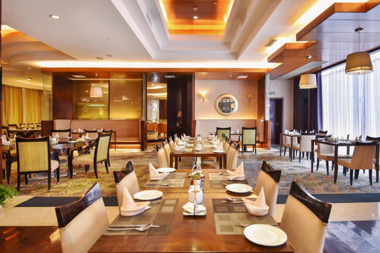 Guangxi Wharton International Hotel Nanning Exterior foto