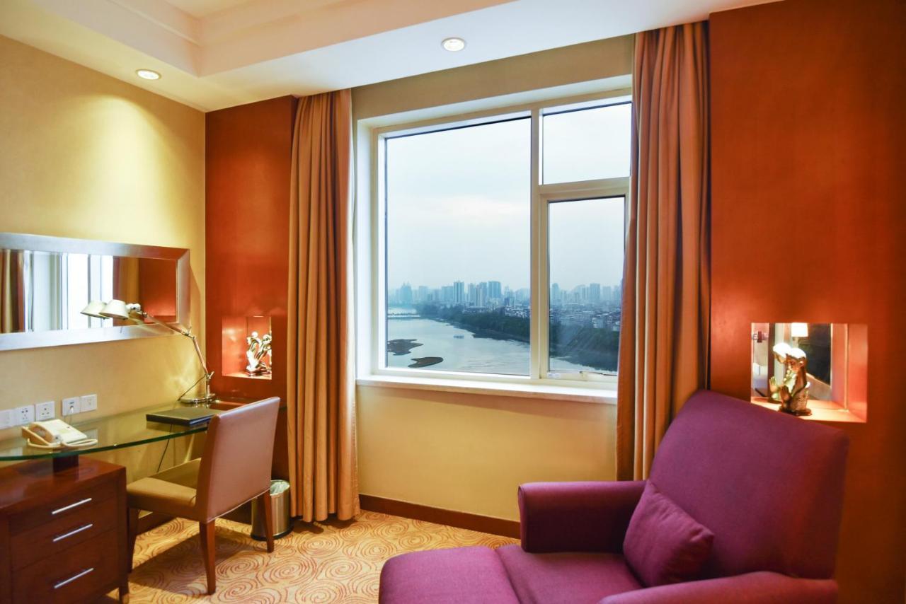 Guangxi Wharton International Hotel Nanning Exterior foto